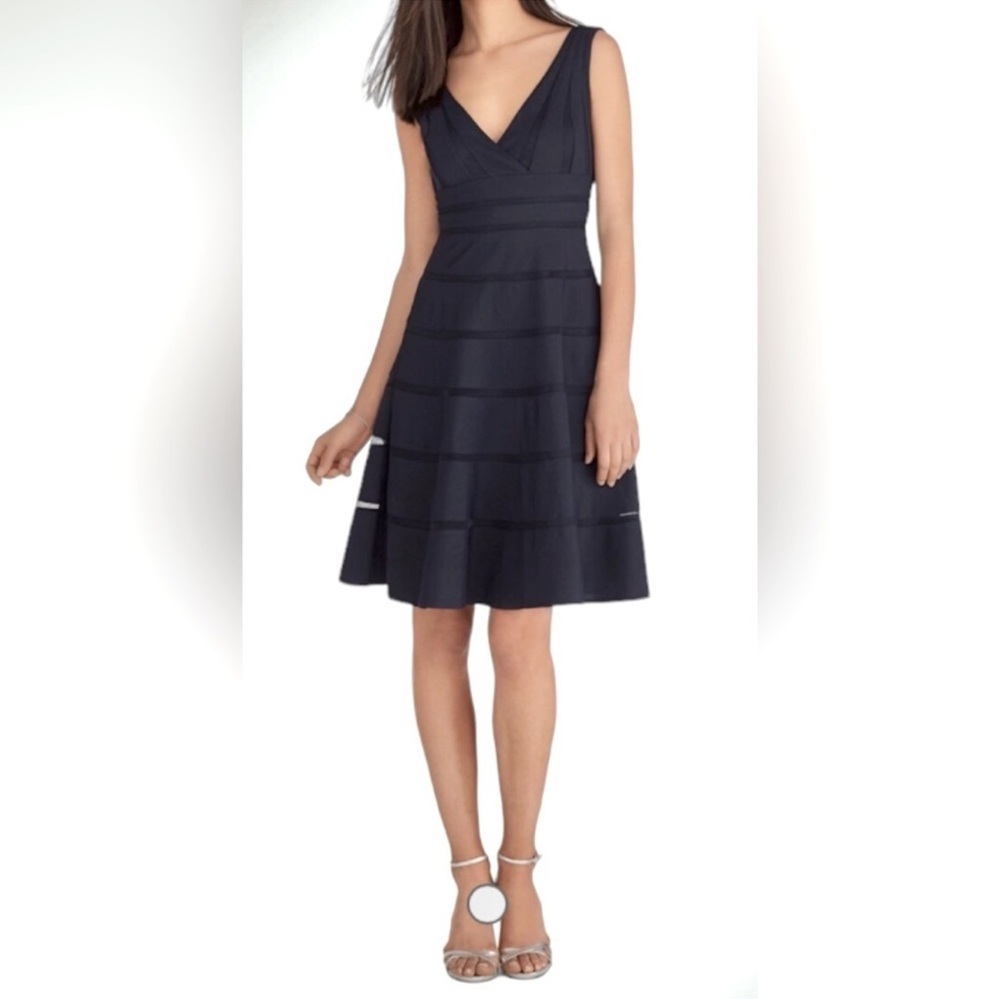 Chic Navy Sleeveless Midi Dress